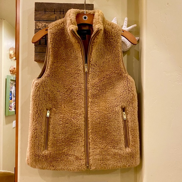 J.Crew Excursion plush teddy vest - Picture 7 of 16